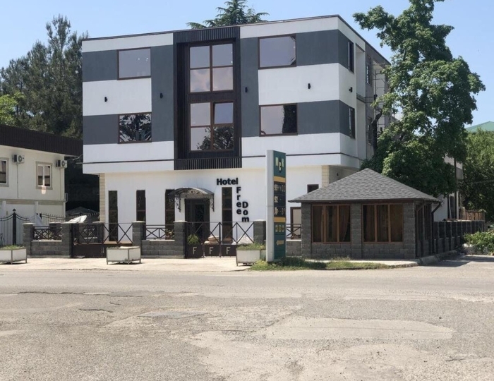 Отель «Фридом-Пицунда»